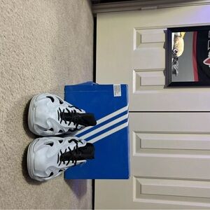 adiFOM Q size 10 men color light blue